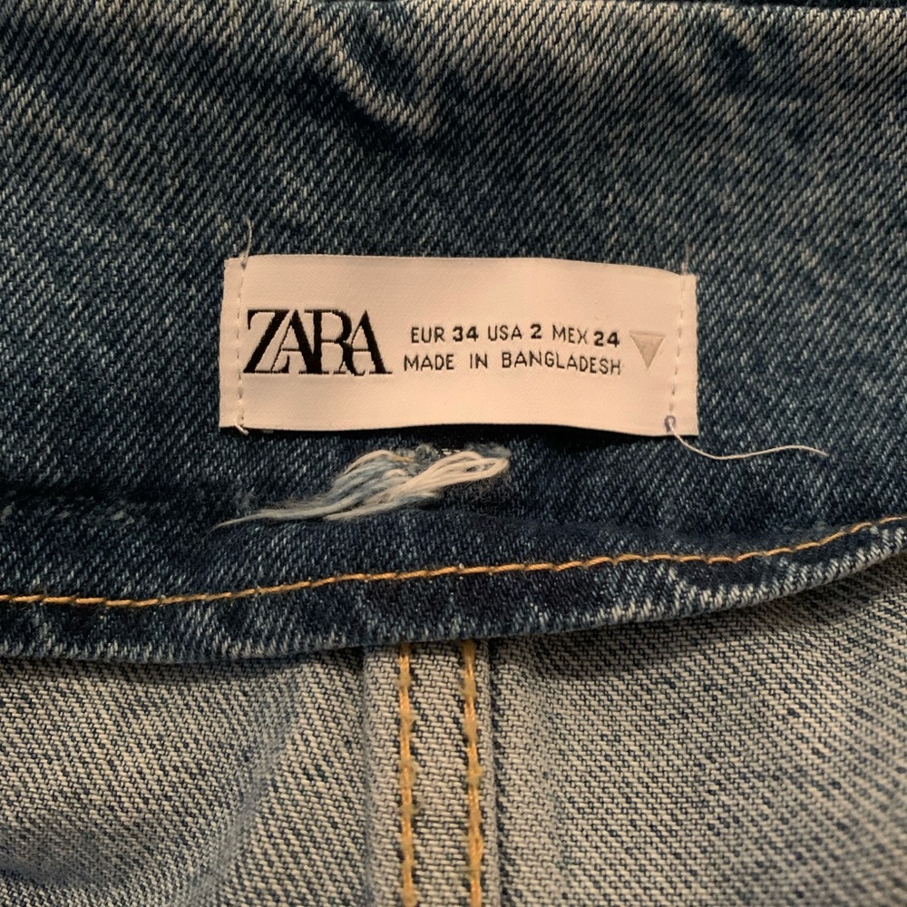 Zara Super High Waist Barrel Jeans with Bow Belt